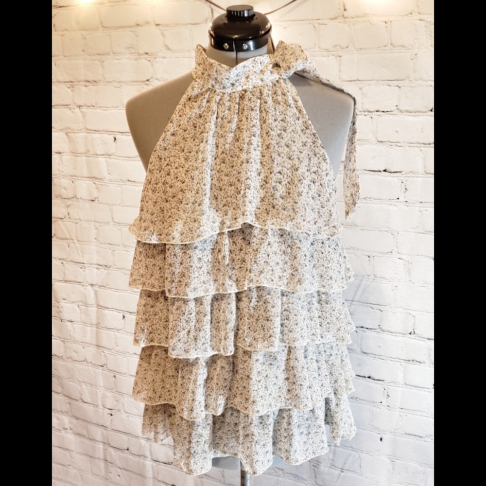 Love Rocks Ruffled Top L